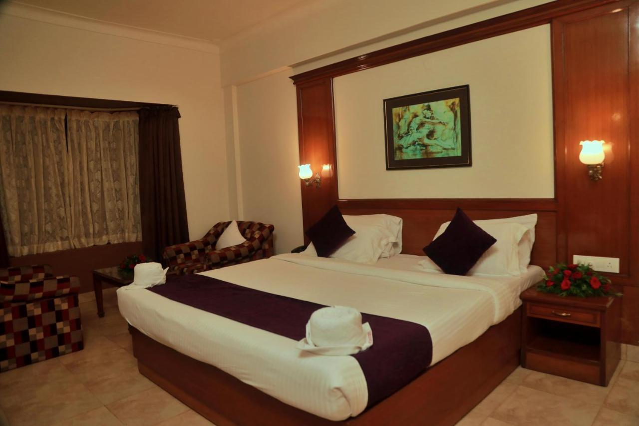 Hotel Edassery Mansion Kochi Extérieur photo